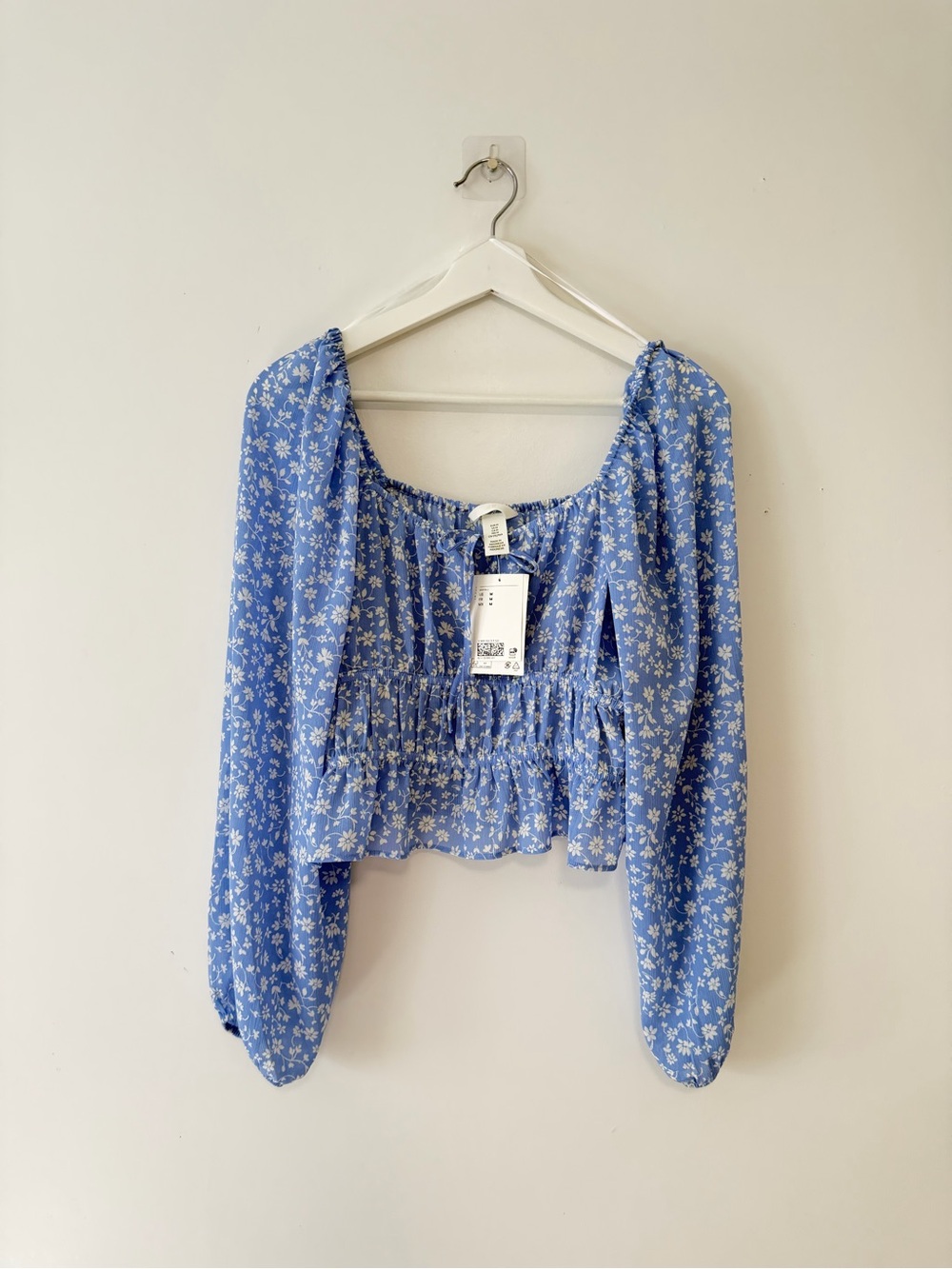 H&M Blue Floral Smocked Waist Peasant Blouse